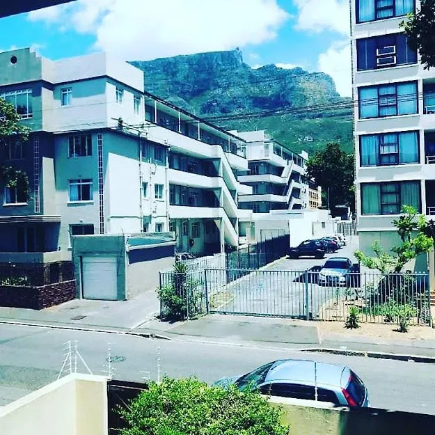 Table Mountain Views, Modern,Lots Of Natural Light, With Parking Cape Town South Africa