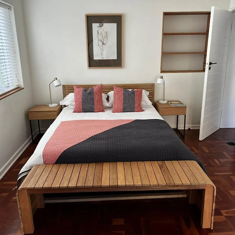 Table Mountain Views, Modern,Lots Of Natural Light, With Parking Cape Town South Africa